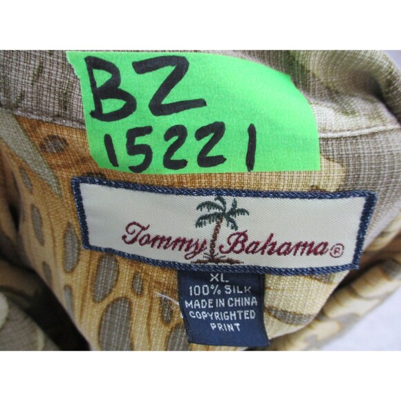 Tommy Bahama Shirt Men XL Floral Silk Graphic Print Hawaiian Camp Button Up - Picture 10 of 10